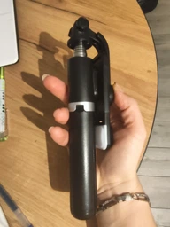 Беспроводная селфипалка Selfie Stick QS2s.2 портативный штатив трипод с подсветкой с пультом дистанционного управления для телефона Android IPhone черная с Bluetooth фото от покупателей 7