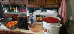 Мясорубка Rainberg 677 электромясорубка мощная с реверсом + 2 решетки 2600 Вт NA
