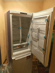 Двухкамерный холодильник Whirlpool W7X 82I W фото от покупателей 8