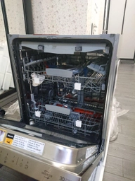 Встраиваемая посудомоечная машина HOTPOINT ARISTON HI 5020 WEF