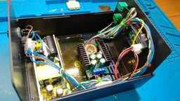 Корпус з бічними панелями та вентиляцією N11BW H2K ніжки та шурупи для електроніки 180х140х110 чорний