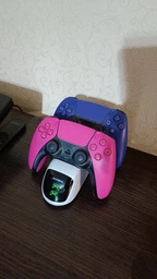 Зарядка для джойстика PS5 Dobe Док Станция для PlayStation 5 PS5 DualSense на 2 геймпада с LED подсветкой Серый фото от покупателей 2
