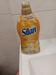 Ополіскувач-кондиціонер для білизни Silan Aromatherapy Fascinating Franglpanl 2.772 л (9000101581874) фото от покупателей 5