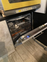 Встраиваемая посудомоечная машина HOTPOINT ARISTON HI 5020 WEF