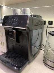 Кофемашина PHILIPS Series 2200 EP2223/40