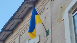 Флаг Украины государственный уличный габардин Trend 91 х 136 см Сине-желтый фото от покупателей 1
