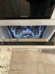 Посудомийна машина Beko BDIS38040A