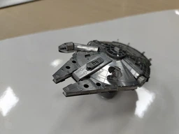 3D металевий пазл і сувенір Millennium Falcon