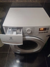 Пральна машина Electrolux фронтальна, 8кг, 1200, A+++, 58см, дисплей, інвертор, білий (EW6FN528WU) фото от покупателей 9