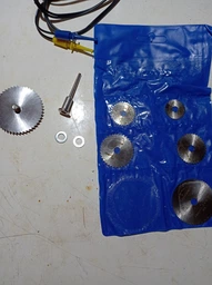 Набор дисковых фрез HSS Saw Blades с держателем, 6 шт. (22–50 мм) фото от покупателей 2