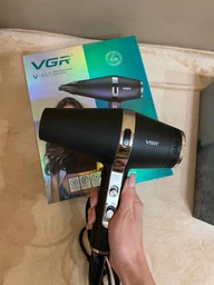 Профессиональный фен VGR для сушки волос с диффузором, концентратором и гребнем, 2 скорости, холодный воздух фото от покупателей 1