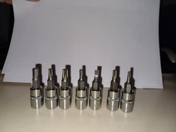Набор инструментов Intertool STORM 1/4" Сr-V, 46 предметов (ET-8046) фото от покупателей 12