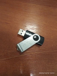 Флеш память USB Goodram UTS2 128GB USB 2.0 Black (UTS2-1280K0R11) фото от покупателей 16