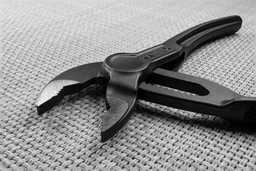 Клещи переставные сантехнические Knipex COBRA XS с фиксатором 28 мм (1") под ключ 24 мм L-100 мм Cr-V 87 00 100 BK фото от покупателей 9