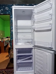 Холодильник Beko RCSA270K20W фото від покупців 1