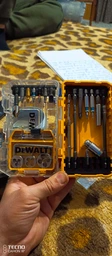 Футляр для бит системы TSTAK Tough Case S DeWALT с футляром 25 мм х 25 шт., кассета для бит 7х25мм.(2шт.), кассета для бит 7х57мм.(2шт.) DT70801