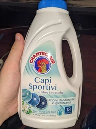 Гель для стирки спортивных и синтетических вещей Chante Clair Capi Sportivi. 900мл