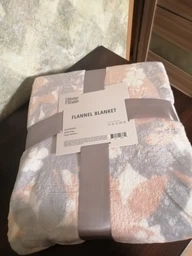 Плед Ardesto Flannel Флора Сірий із рожевим 160х200 см (ART0106PB)