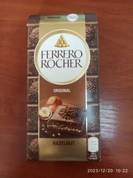 Молочный шоколад Ferrero Rocher с лесными орехами 90 г