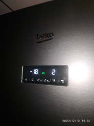 Двухкамерный холодильник Beko RCNA406E35ZXBR фото от покупателей 18