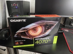 Відеокарта GeForce RTX 4070 Ti 12GB GDDR6X Windforce OC Gigabyte (GV-N407TWF3OC-12GD) фото от покупателей 1