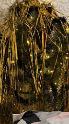 Фольгована Шторка Для Фотозони З Дощика Золота 1х2 м фото від покупців 3