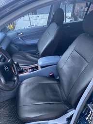 Авто чехлы из эко кожи Mitsubishi Colt (2002-2012) Pok-ter Road с бежевой вставкой