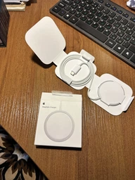 Беспроводное зарядное устройство Apple MagSafe Charger White (MHXH3ZE/A) фото от покупателей 3