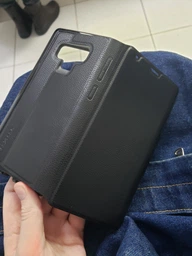 Чехол-книжка противоударный с подставкой и отделением для карт Tech21 Evo Wallet для Samsung Galaxy Note 9 Black фото от покупателей 1
