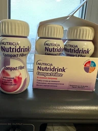 Энтеральное питание Nutricia Nutridrink Compact Fibre Strawberry со вкусом клубники с высоким содержанием энергии и пищевыми волокнами 4 шт х 125 мл (8716900551628) фото от покупателей 6