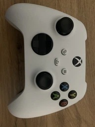 Геймпад Microsoft Xbox Series X/S Wireless Controller Robot White (QAS-00002) фото от покупателей 17