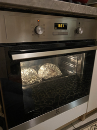 Духова шафа електрична Electrolux , 65л (EOF3H40BX) фото від покупців 9