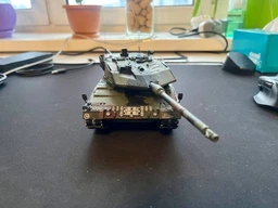 Збірна модель Revell Танк Леопард 2 A6M+ рівень 5 масштаб 1:35 (RVL-03342) фото від покупців 3