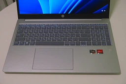 Ноутбук HP Laptop 15-fc0021ua (8F2C1EA) Natural Silver / AMD Ryzen 5 7520U / RAM 16 ГБ / SSD 512 ГБ / Підсвітка клавіатури фото від покупців 10