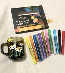 Набір акрилових маркерів для малювання Акрилові маркери MakArt для різних поверхонь, для скла, для тканини, різнокольорові, 12 шт фото від покупців 4