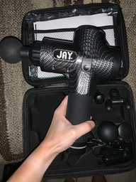 Перкуссионный массажер для спины и тела JAY Pro Массажный пистолет со сменным аккумулятором, Карбоновый фото от покупателей 19