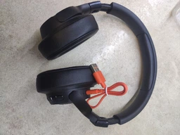 Навушники JBL Tune 760 NC Black (JBLT760NCBLK) фото від покупців 5