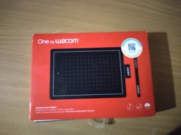 Графічний планшет Wacom One Small (CTL-472-N) [49355] фото від покупців 7