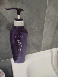 Шампунь для волосся відновлюючий, від випадіння Daeng Gi Meo Ri Vitalizing Shampoo, 7 мл фото від покупців 12