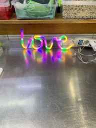 Неоновый светильник Neon Lights "Любовь" Ночник LED лампа настенный от USB и 3хАА Разноцветный