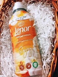 Кондиціонер для білизни Lenor Золота орхідея 32 цикли прання 675 мл (8700216723862) фото від покупців 6