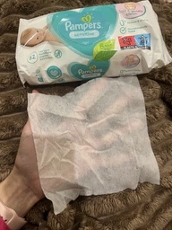 Вологі cepветки дитячі PAMPERS Sensitive 52 шт (8001841041391) фото від покупців 5