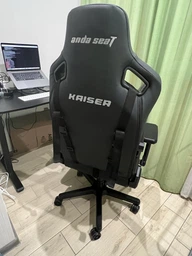 Накидки на геймерське крісло, з натуральним наповнювачем. Game-12G-111. Чорна. фото від покупців 2
