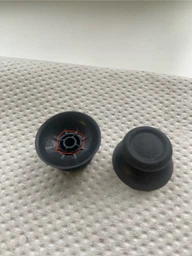 Стики аналоговых 3D механизмов Yatour грибки для джойстика PS4 Dualshock 4 V1 черный 2 шт фото от покупателей 4