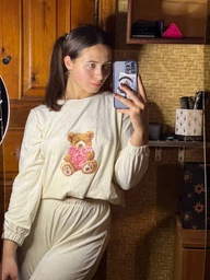 Пижама (свитшот + штаны) женская теплая велюровая AVRORA АО1712546 50-52 Черная (ROZ6501003726) фото от покупателей 1
