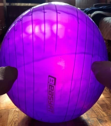 Мяч для фитнеса EasyFit 55 см серый (фитбол, гимнастический мяч для беременных) EF-55-BL фото от покупателей 10