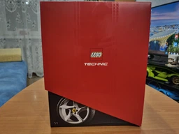 Lego Technic Гоночный Ferrari Daytona SP3 42143 фото от покупателей 5