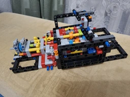 Конструктор LEGO Technic Ferrari Daytona SP3 3778 деталей (42143) фото от покупателей 3