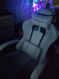 Комп'ютерне крісло для геймера Huzaro Force 4.7 Carbon Mesh Black фото від покупців 12