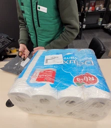 Туалетний папір Ruta Pure White Deluxe 3 шари 160 відривів 32 рулони (4820202896135) фото від покупців 13